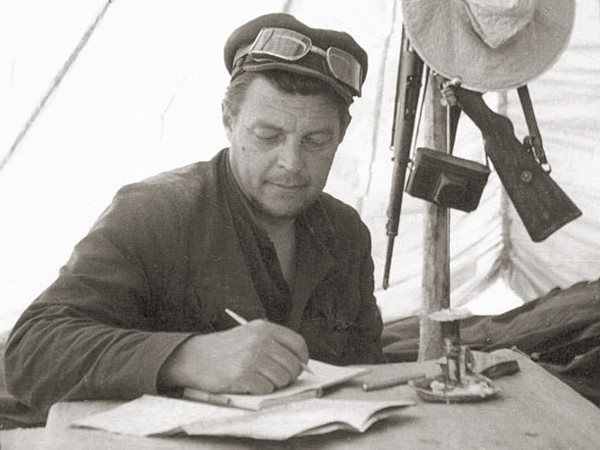 Иван Ефремов